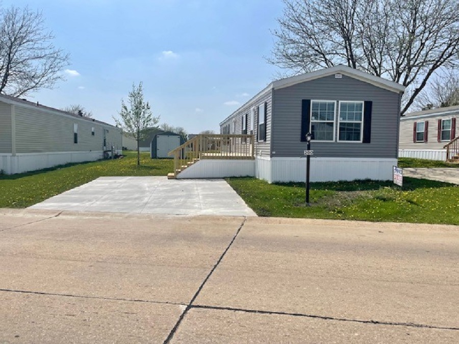 200 Mitchell St SW Cedar Rapids, IA 52404