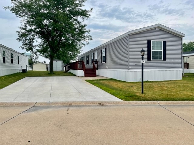 214 Norma St SW Cedar Rapids, IA 52404
