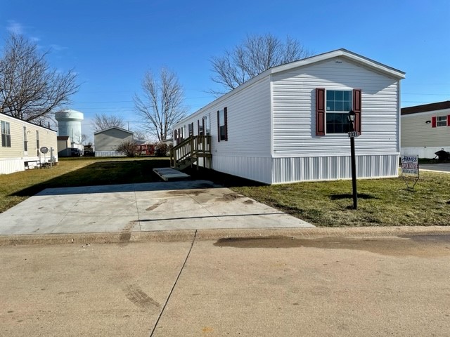 2321 Catskill St SW Cedar Rapids, IA 52404