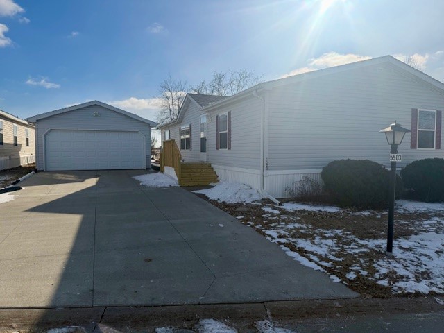 5503 Decatur St SW Cedar Rapids, IA 52404