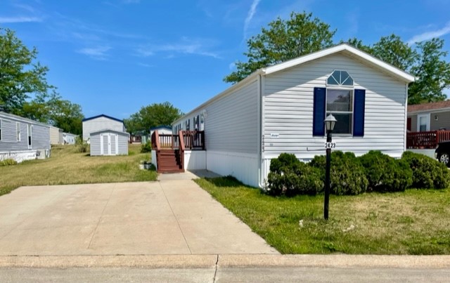 2423 Kelly St SW, Cedar Rapids, IA 52404